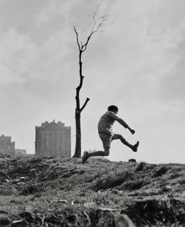 Robert Doisneau - La Poterne des Peupliers
