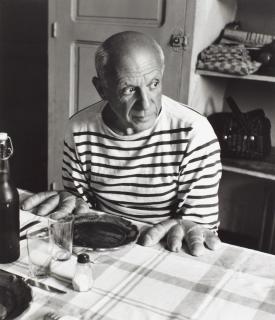Robert Doisneau - ‘Les Pains De Picasso’, 1952