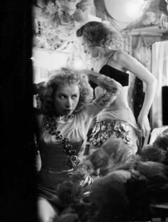 Robert Doisneau - Loge de girls