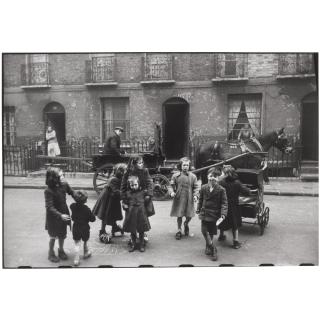 Robert Frank - Children Playing On London Street, C. 1950
