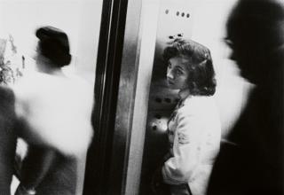 Robert Frank - Elevator - Miami Beach (aus der Serie: The Americans)