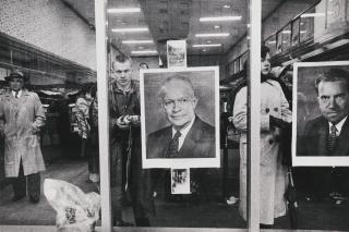 Robert Frank - \'Inauguration Day\' (Pennsylvania Avenue, Washington, D. C.)