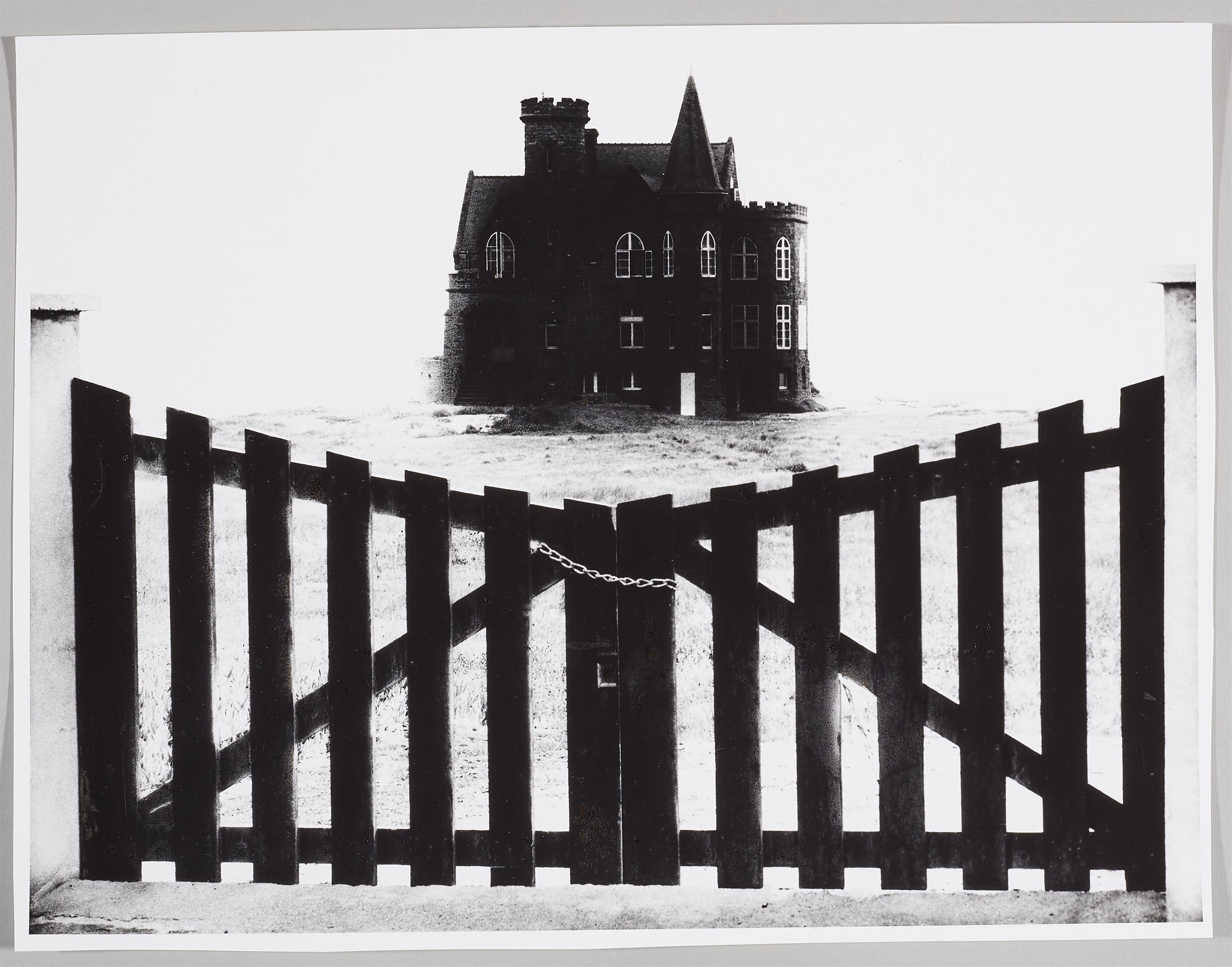 Robert Häusser - Off Limits!