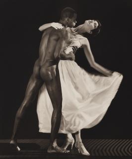 Robert Mapplethorpe - Thomas and Dovanna, 1986