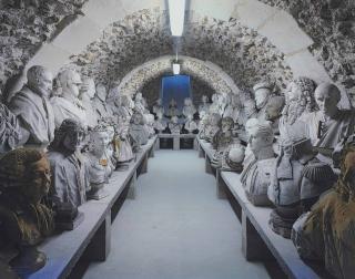 Robert Polidori - Réserve des Bustes, Château de Versailles, 1985