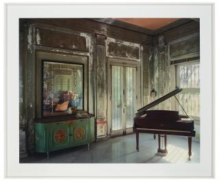 Robert Polidori - Señor Luisa Faxas Residence, 2 #318 (At the Corner of Avenida 5ta.), Miramar, Havana, 1997