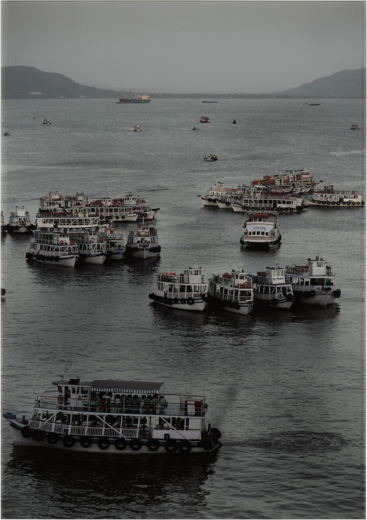 Roe Ethridge - Gateway Boats, Mumbai