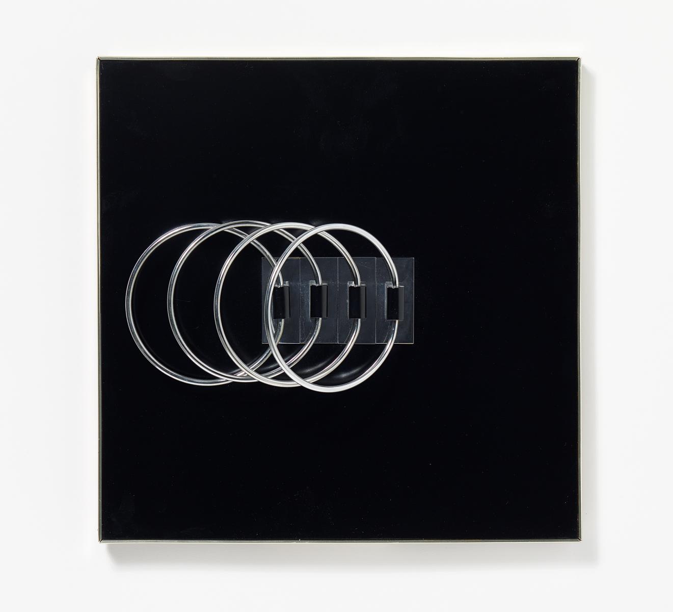 Rolf Glasmeier - Kaufhausobjekt - Handtuchhalter