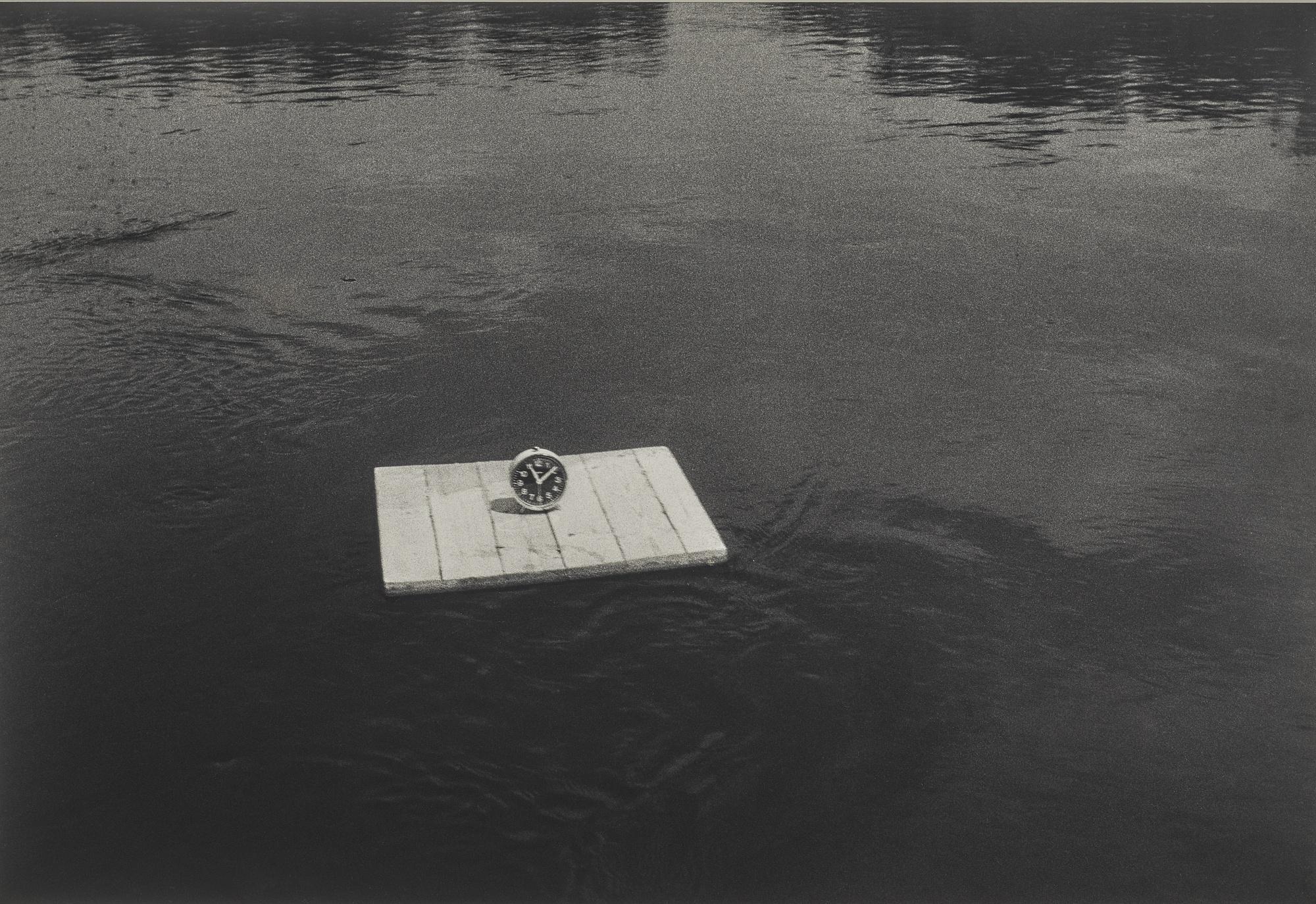 Roman Signer - Läuten Auf Dem Fluss