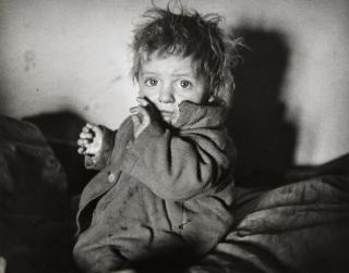 Roman Vishniac - Untitled (Warsaw ghetto, hungry child)