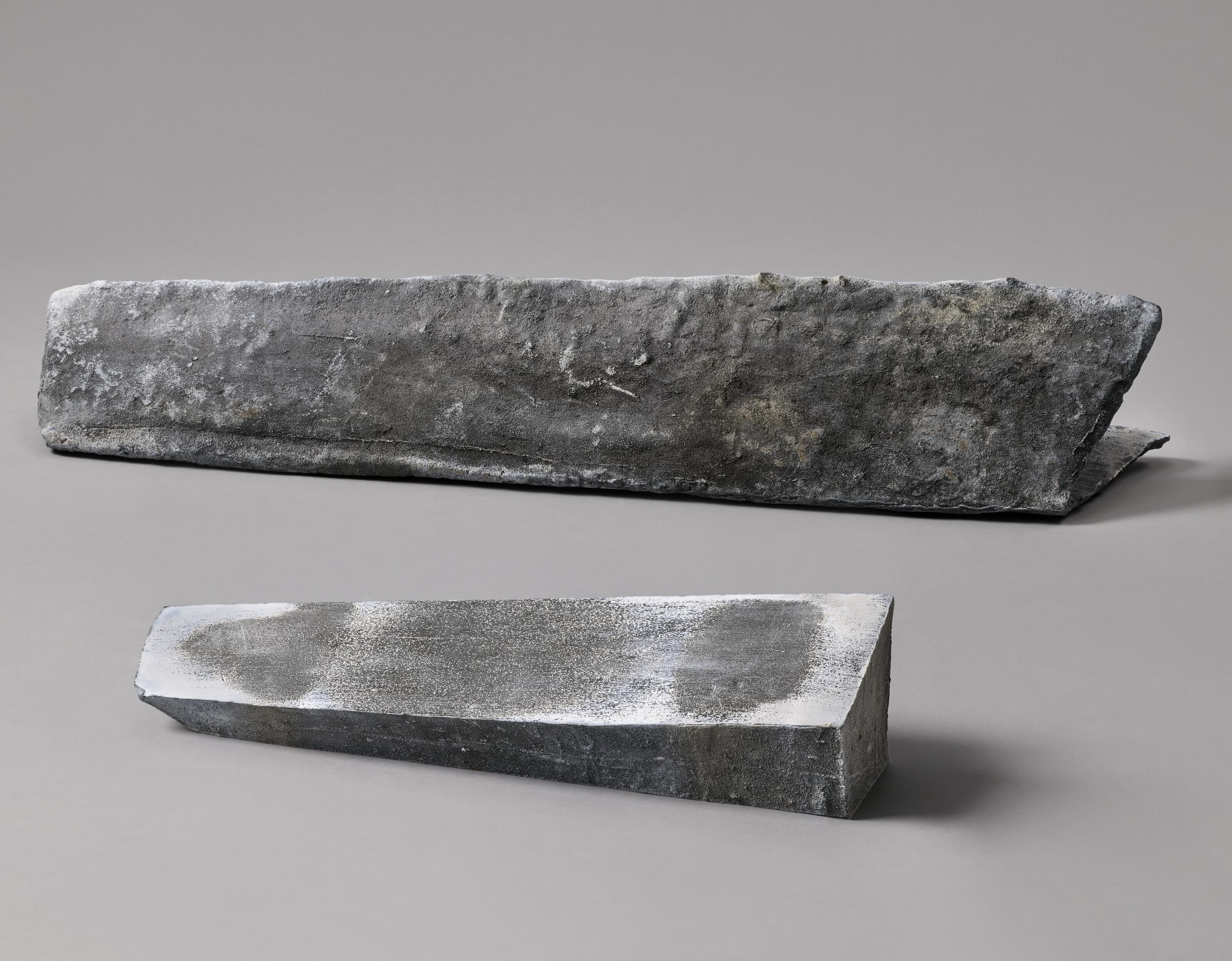 Roni Horn - Mass Removal III; Space Buttress IV