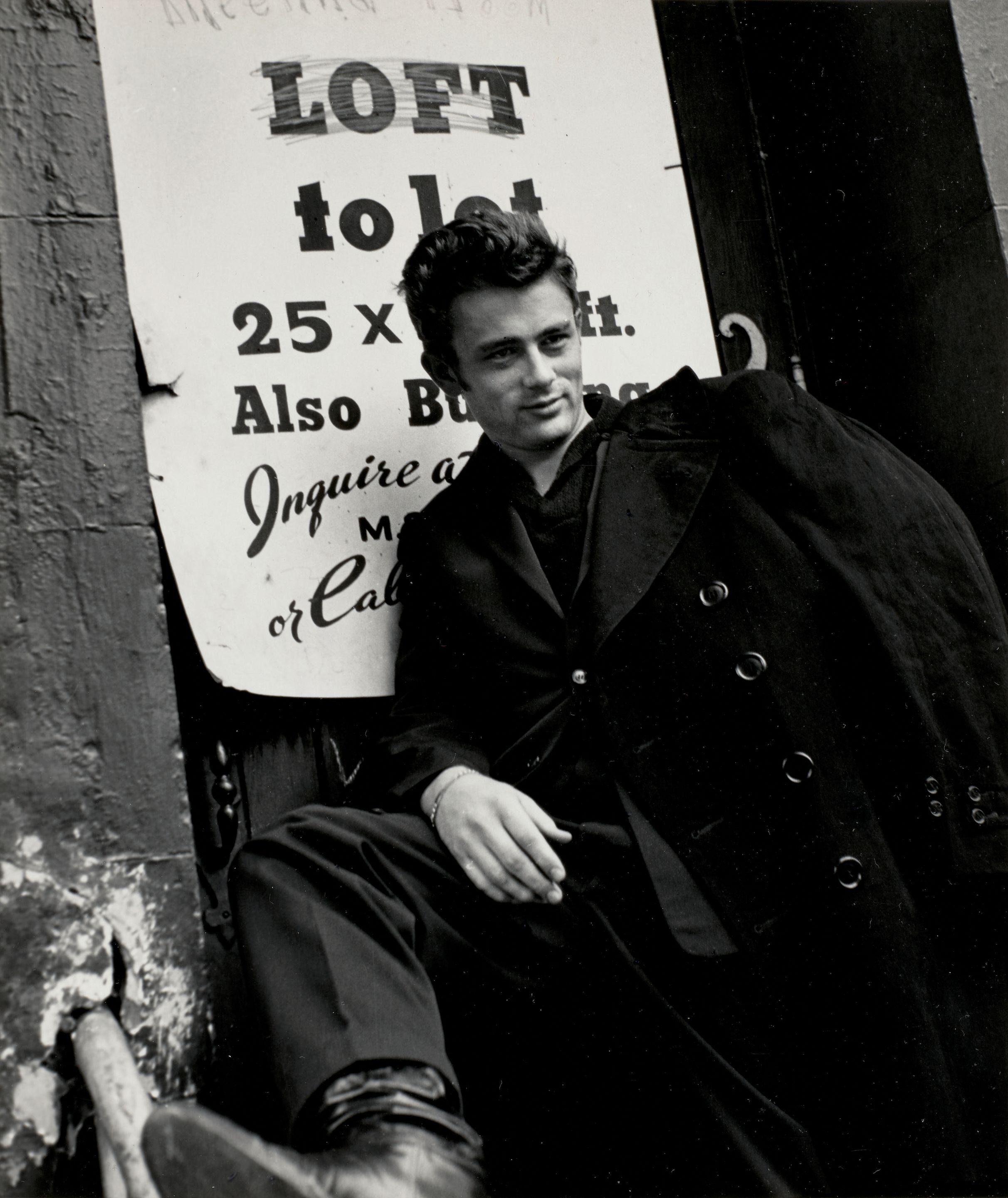 Roy Schatt - James Dean, Loft to Let