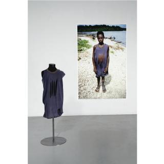 Roy Villevoye - Dutch andreas Saráw, Pirimapún, 2000 (From The Series Red Calico)