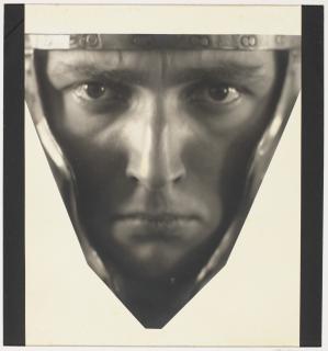 Rudolf Koppitz - Head of man in armor, c. 1925