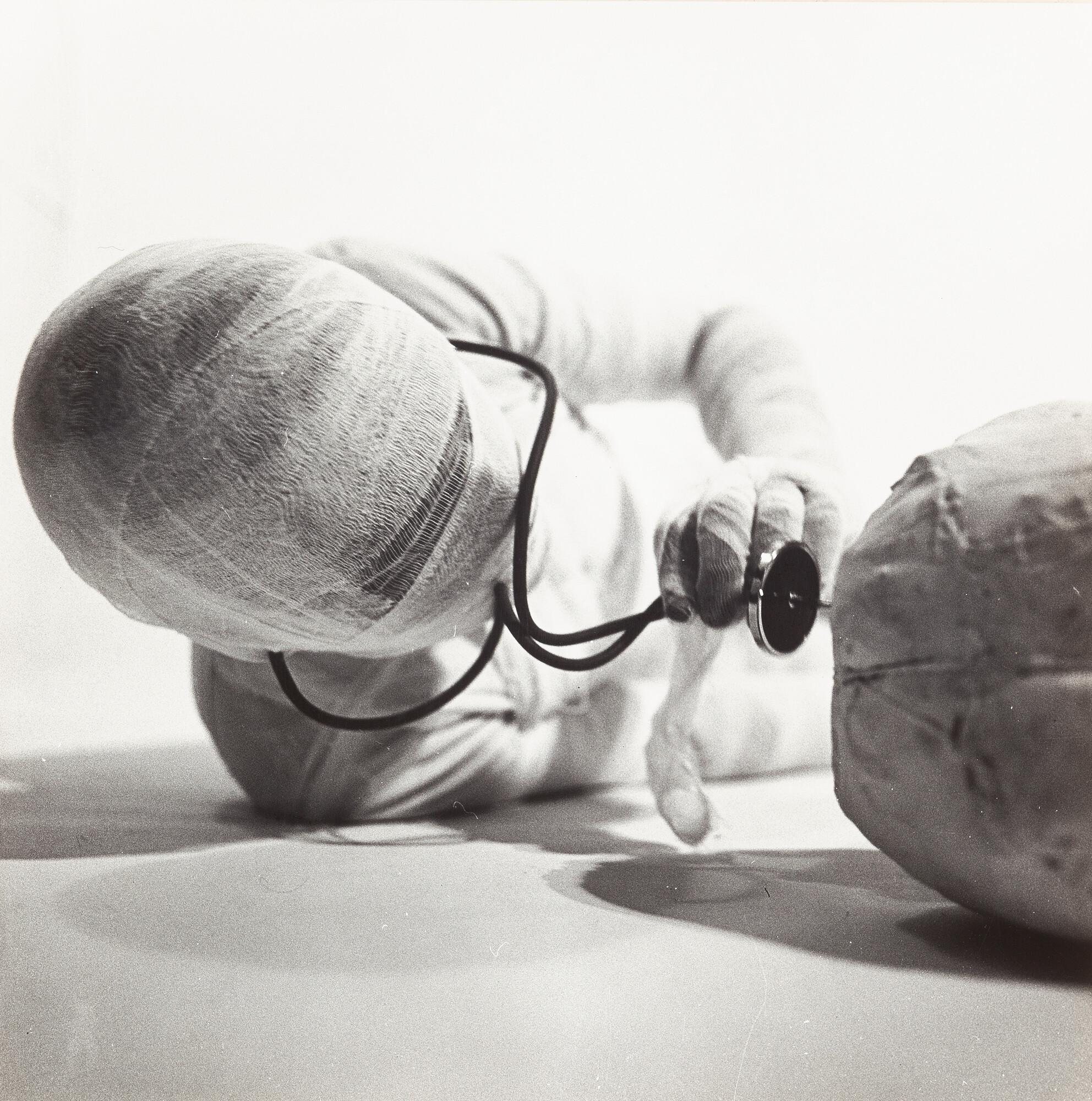 Rudolf Schwarzkogler - Folge von 15 Bll.: Aktion mit seinem eigenen Körper