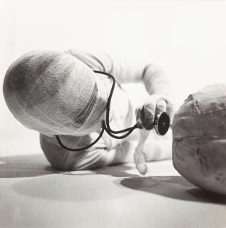 Rudolf Schwarzkogler - Folge von 15 Bll.: Aktion mit seinem eigenen Körper