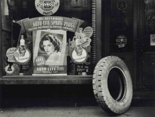 Rudy Burckhardt - Priscilla Lane, Brooklyn, 1948