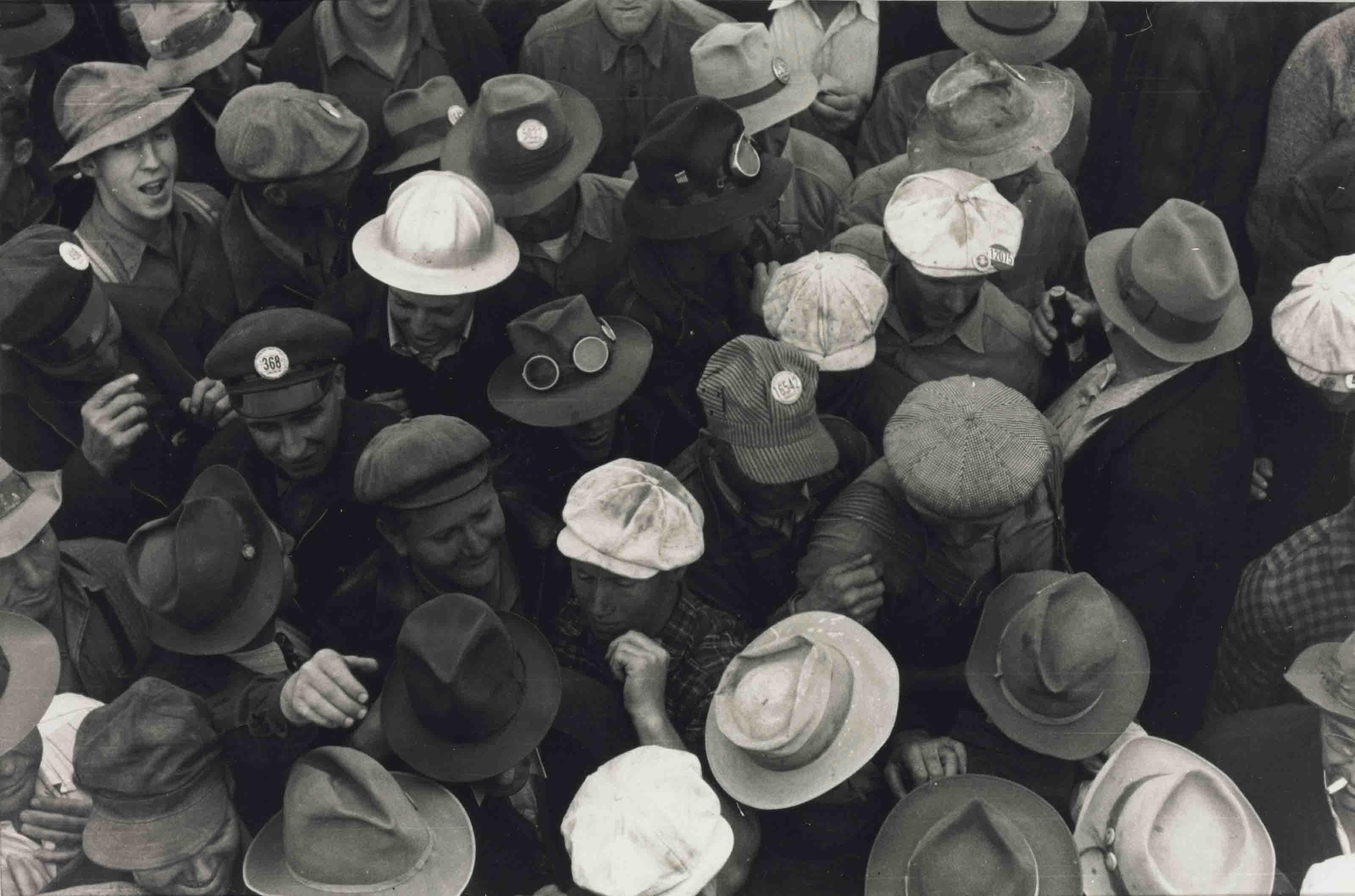 Russell Lee - Workmen, Hermiston, Oregon, September, 1941