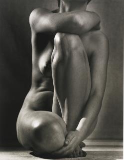 Ruth Bernhard - \'Classic Torso\'