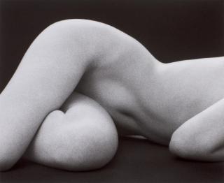 Ruth Bernhard - Hips Horizontal, 1975