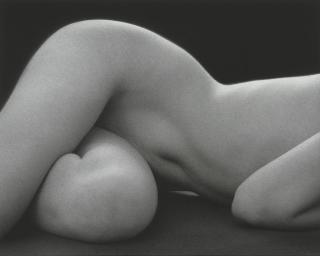 Ruth Bernhard - Hips Horizontal, 1975
