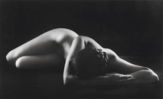 Ruth Bernhard - Perspective II, 1967