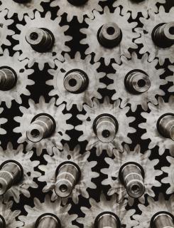 Ruth Hallensleben - Materialstapel, Mechanische Werkstatt