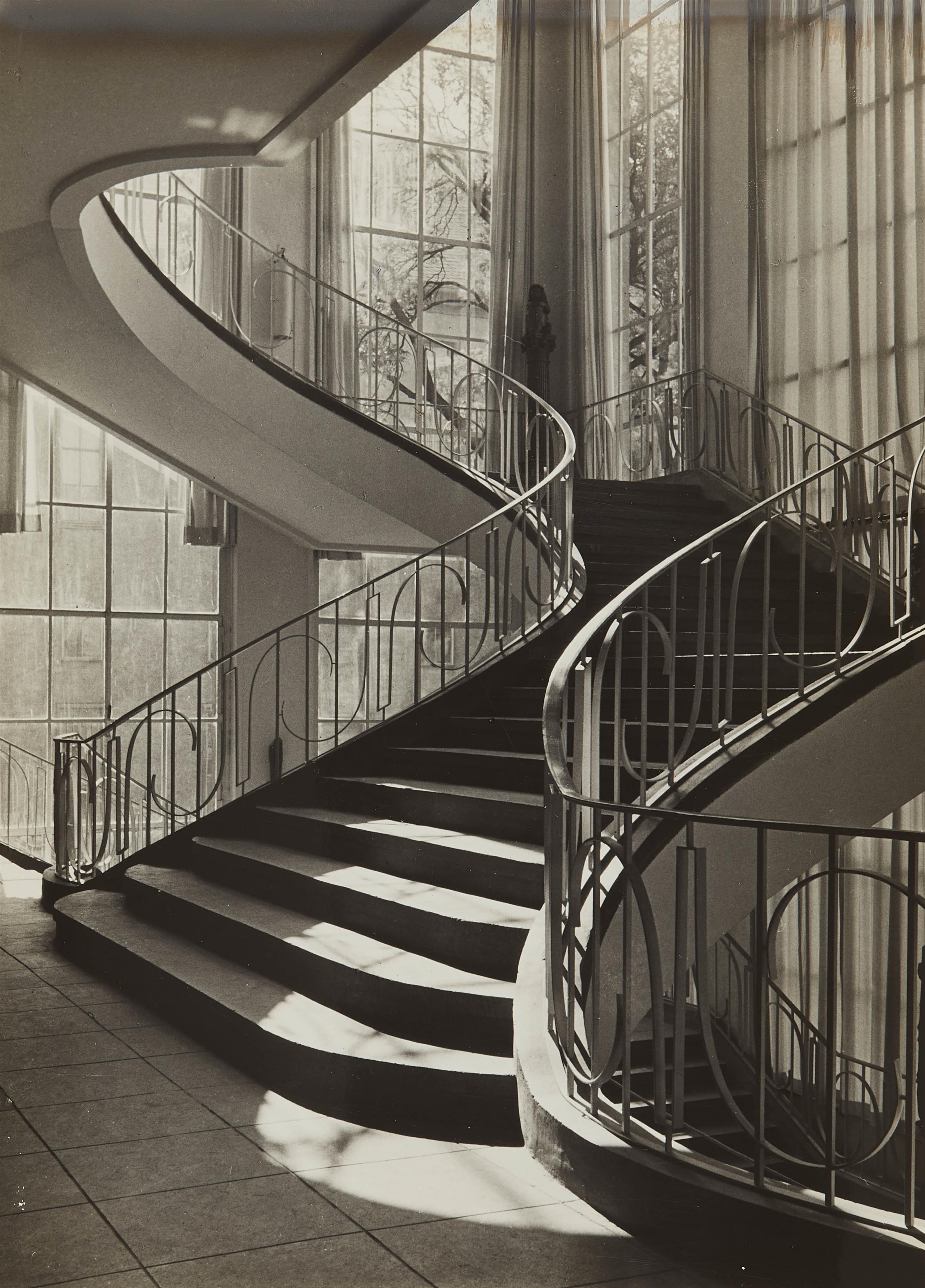 Ruth Hallensleben - Treppenhaus im Haus der Rheinischen Heimat, Köln