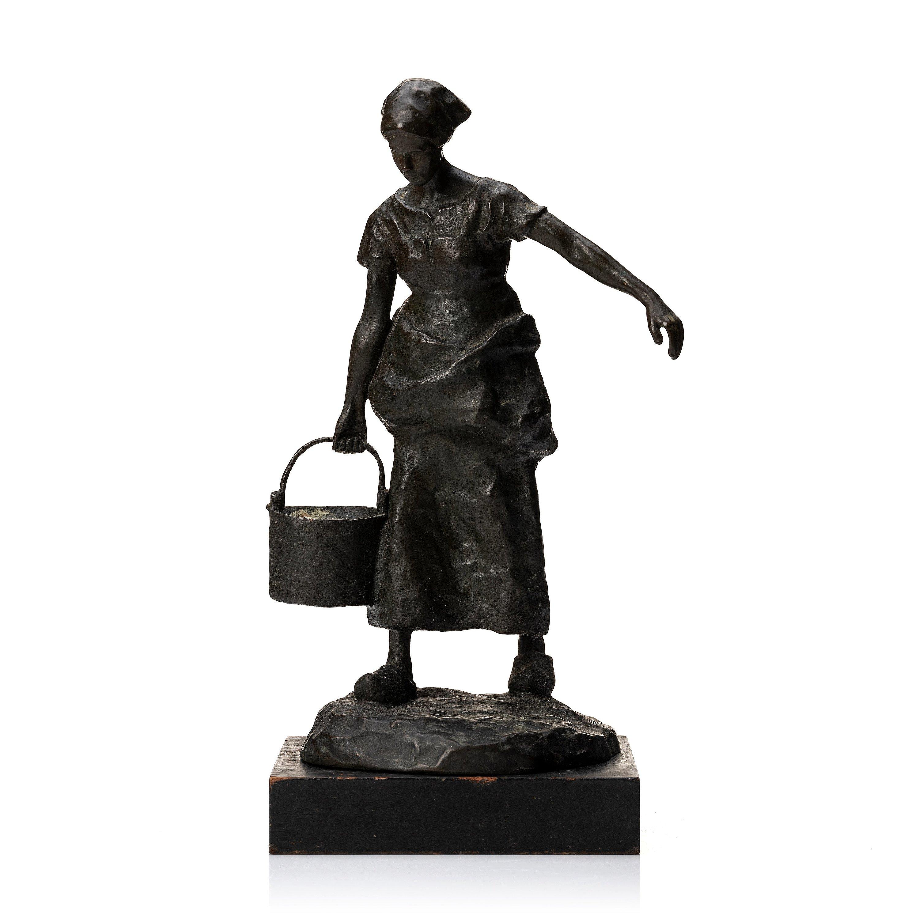 Ruth Milles - Girl with a water bucket (\