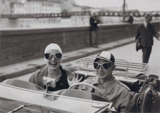 Ruth Orkin - Couple in MG, Florence, 1951