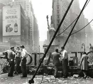 Ruth Orkin - V.E. Day, Times Square, NYC