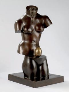 Salvador Dali - Space Venus