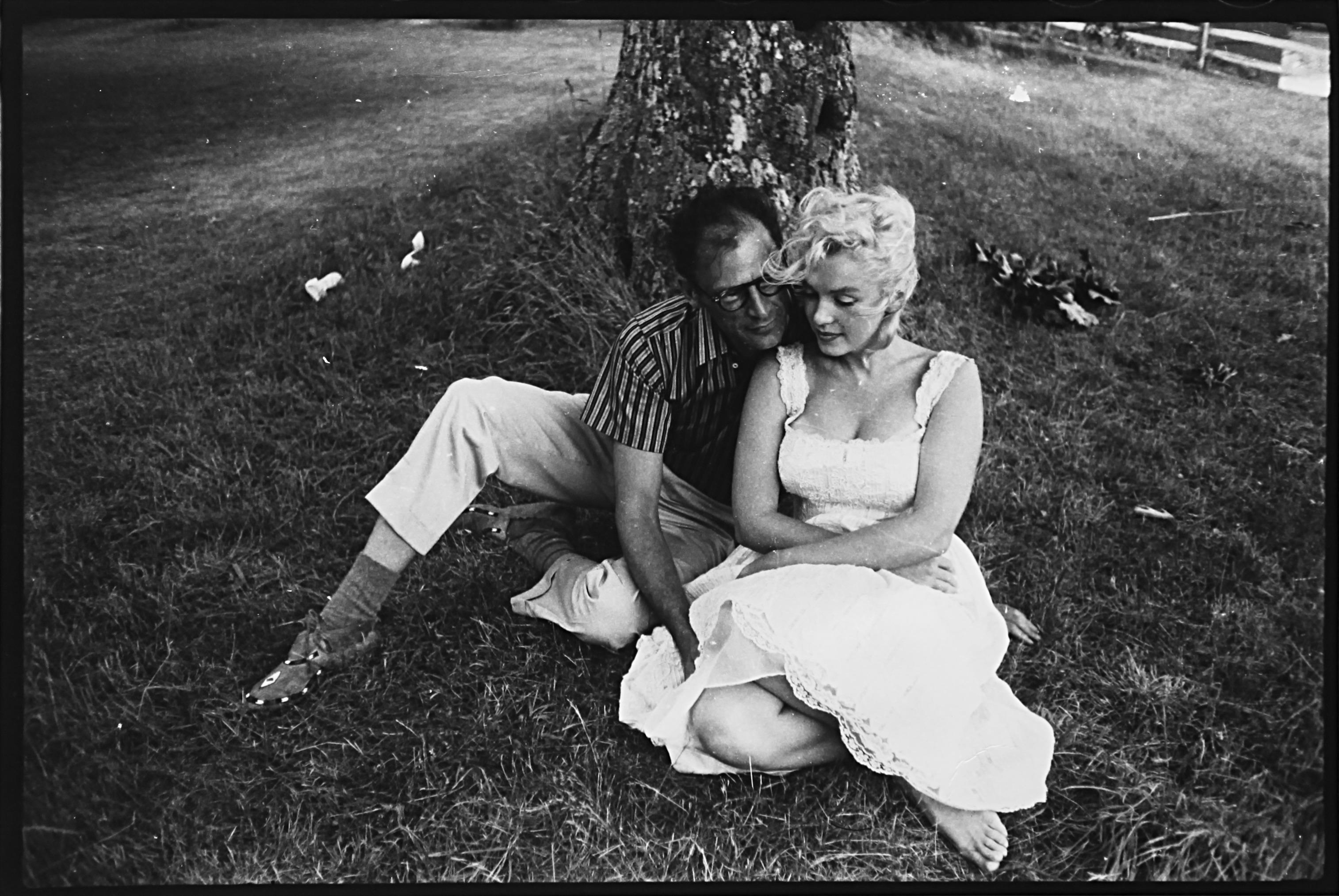 Sam Shaw - Arthur Miller e Marilyn Monroe 1956 ca.