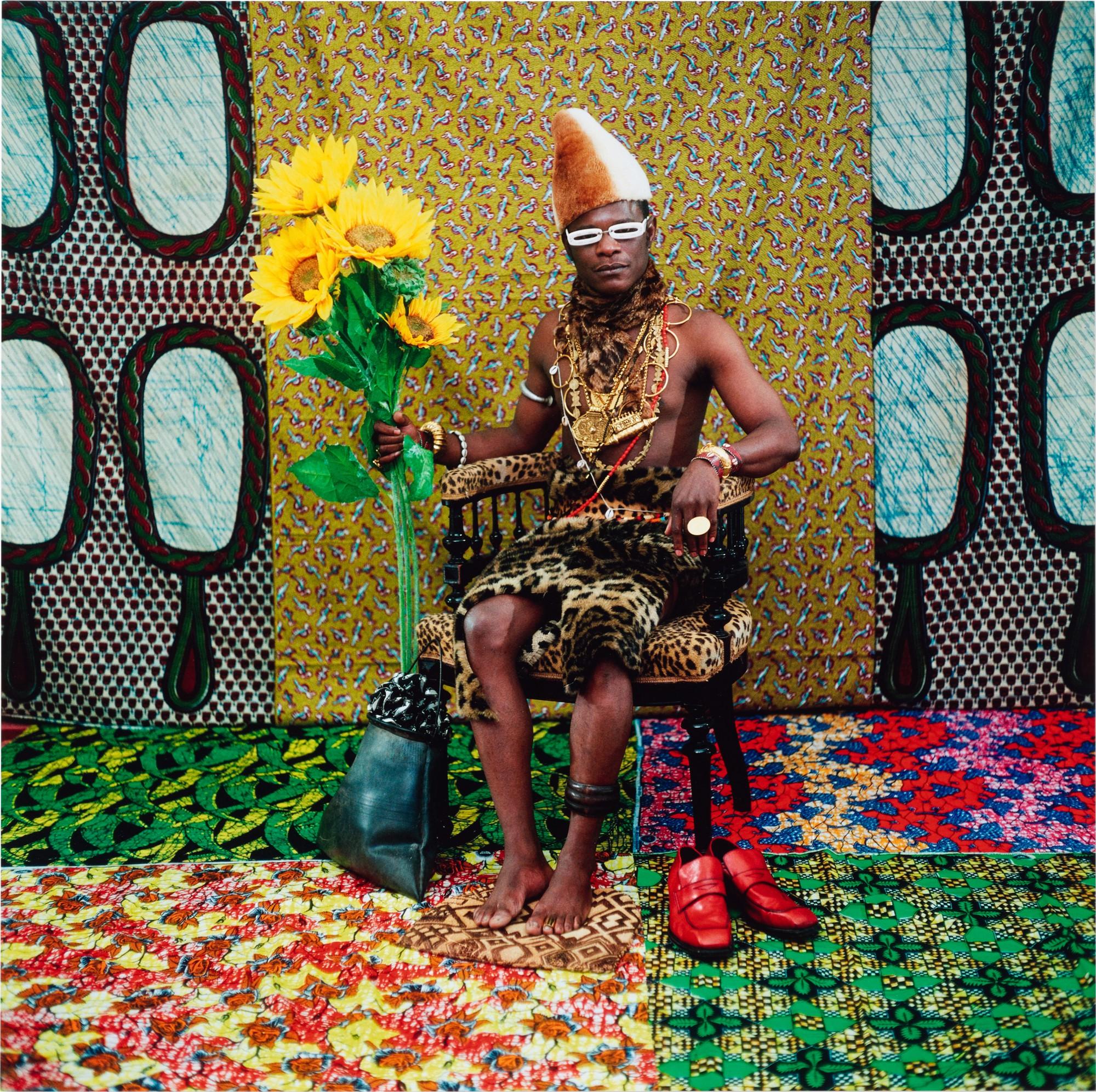 Samuel Fosso - Le Chef: Celui a Vendu L\'afrique aux Colons, Tati Series, 1997