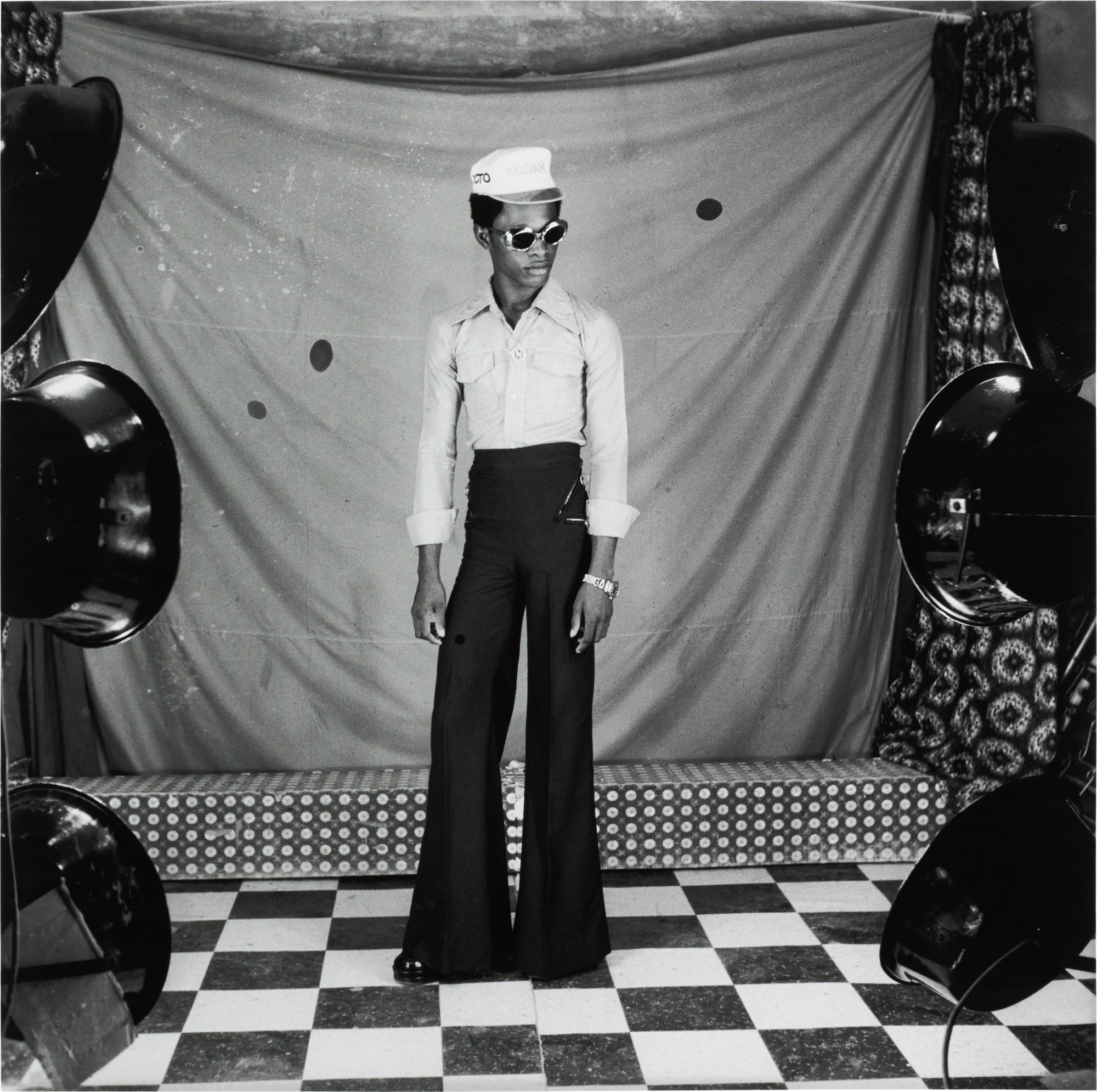 Samuel Fosso - SM17, 70s Lifestyle Series, 1975-78