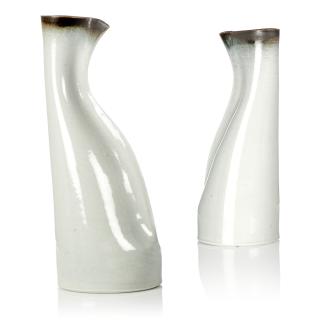 Sara Flynn - A pair of unfolding vessels