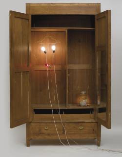 Sarah Lucas - Something\'s Changed Raymond