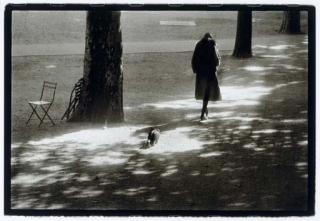 Sarah Moon - Suzanne aux Tuileries, 1974