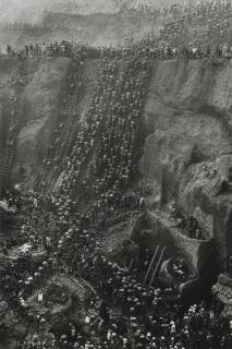 Sebastião Salgado - Brasil, Serra Pelado Goldmine