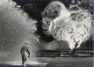 Sebastiao Salgado - Kuwait, 1991