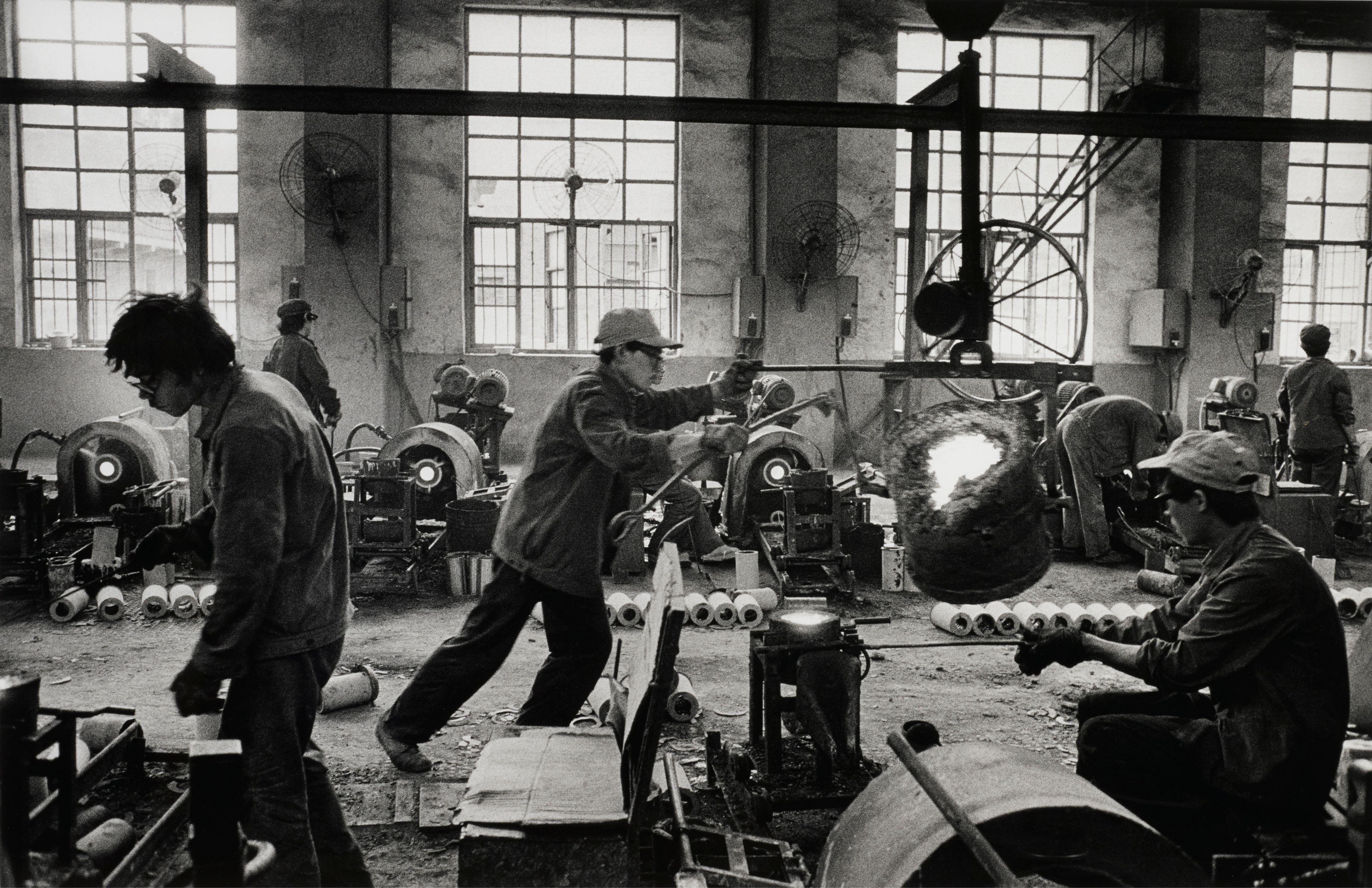 Sebastião Salgado - Shih-Yen Foundry, Hupei Province, China