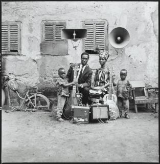 Seydou Keïta - Man, Wife And Two Sons With Guitars