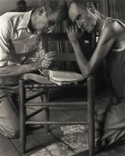 Shelby Lee Adams - Brothers Praying
