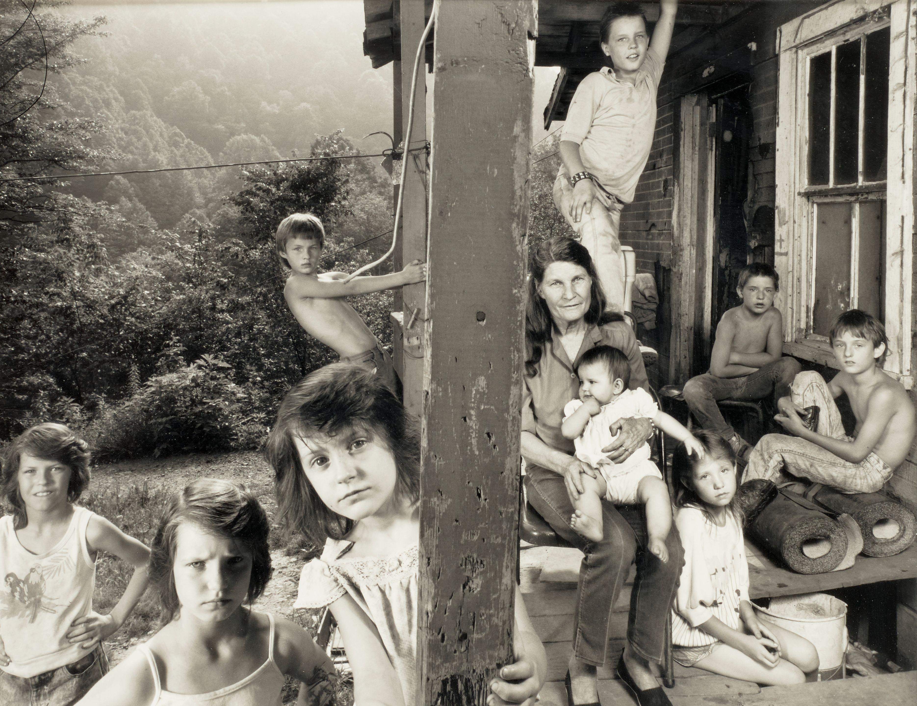 Shelby Lee Adams - Leddie and Children