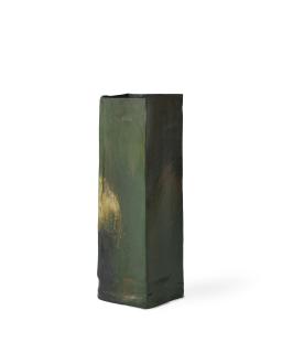 Shen Kelong - A FLORAL VESSEL