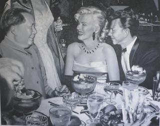 Shi Xinning - Ice Cream