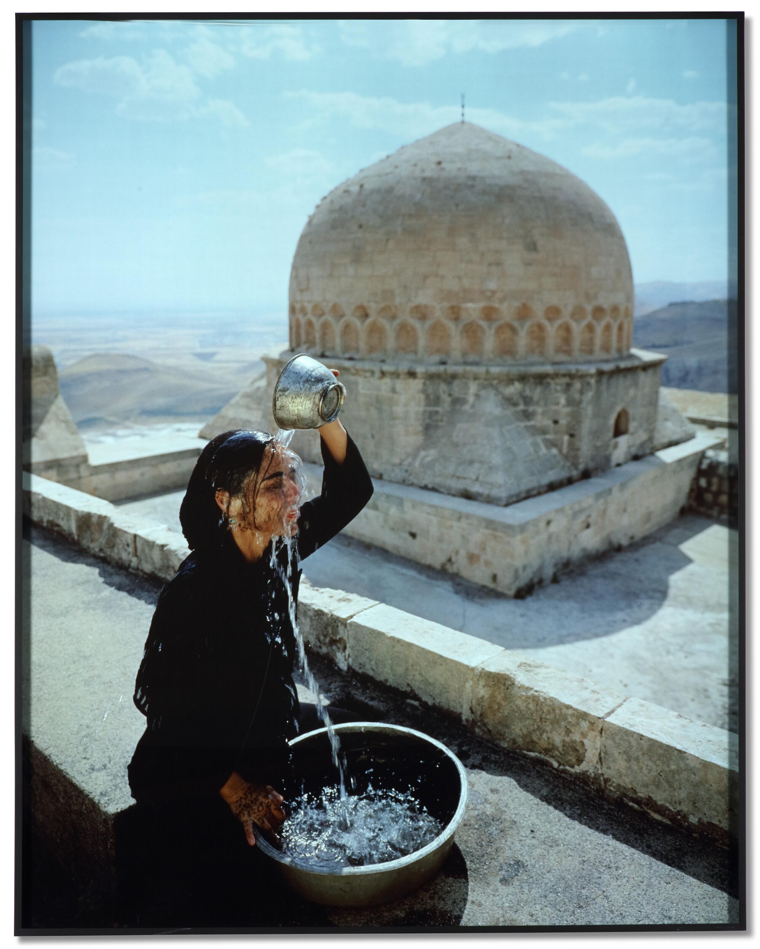 Shirin Neshat - Soliloquy (Water over head)