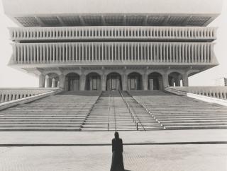 Shirin Neshat - Untitled (From The Soliloquy Series)