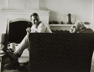 Sid Avery - Paul Newman and Joanne Woodward at Home in Beverly Hills, California