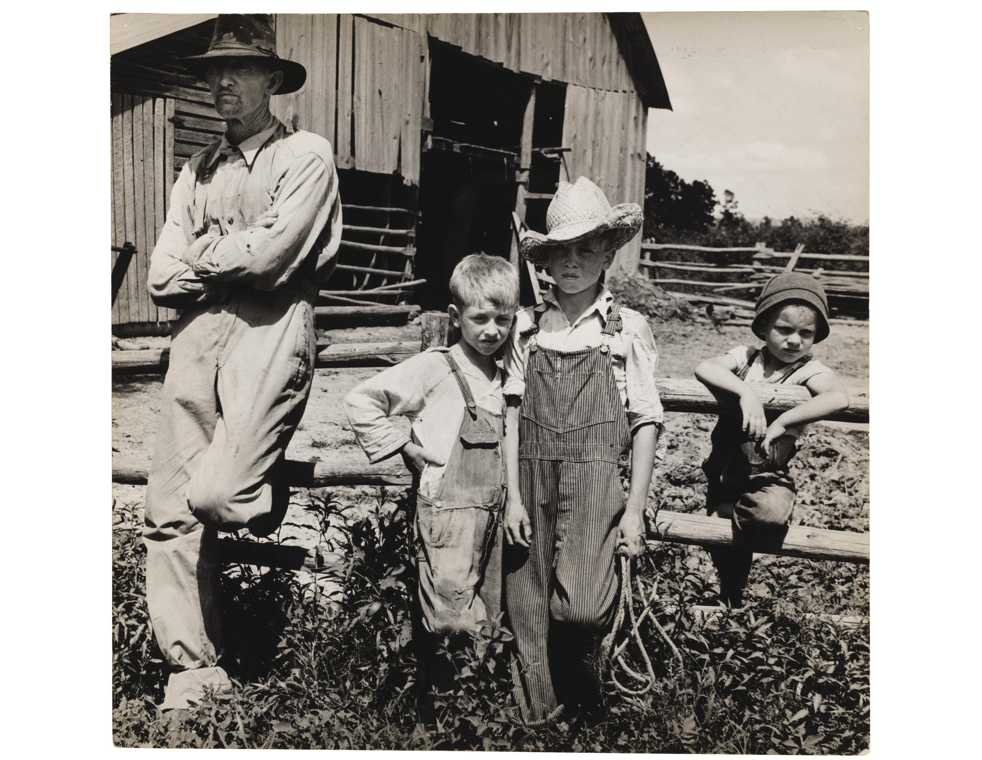 Sid Grossman - Mr. Parr and his boys, c. 1940